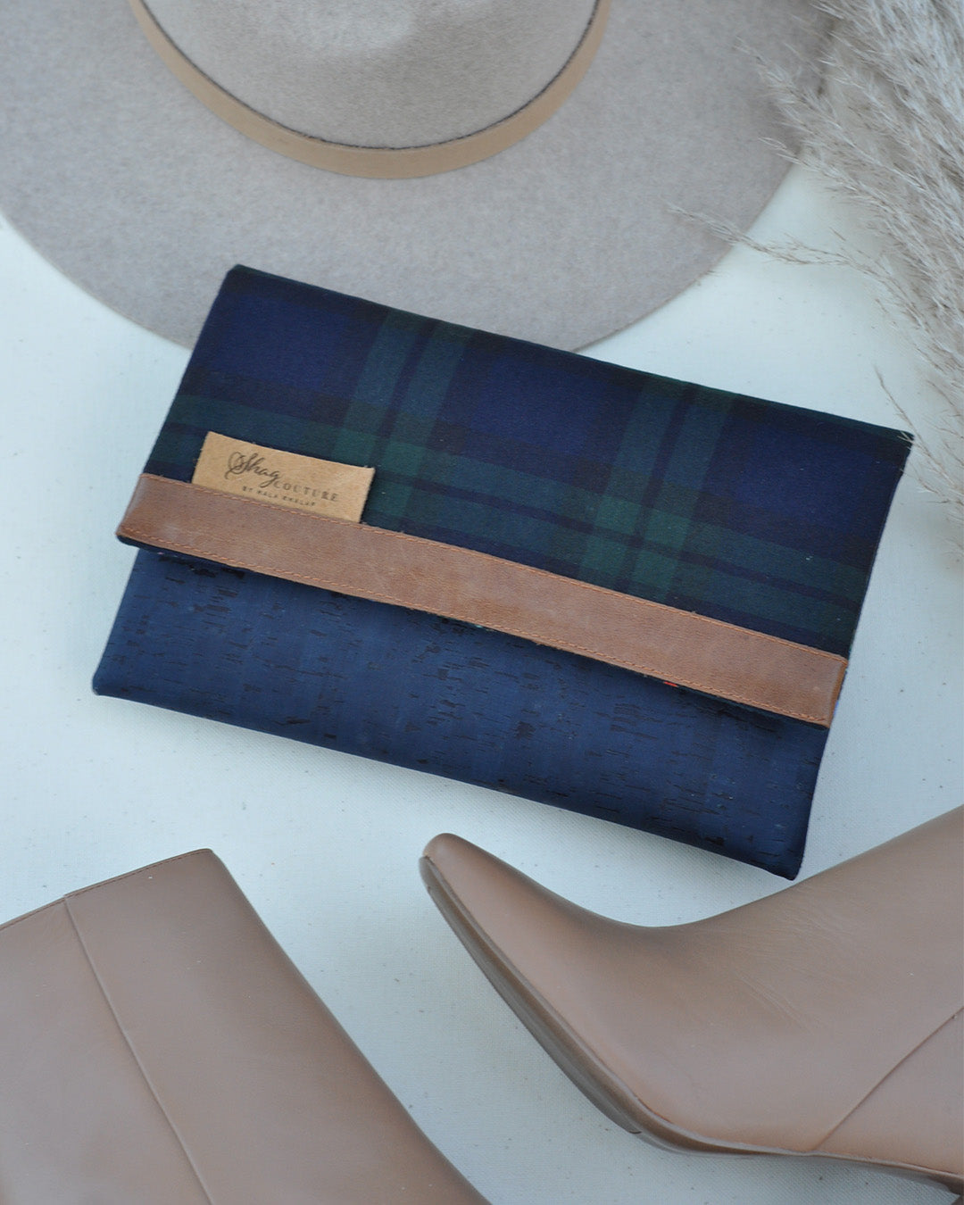 Countryside Plaid Flap Clutch